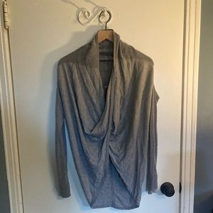 Lululemon iconic wrap